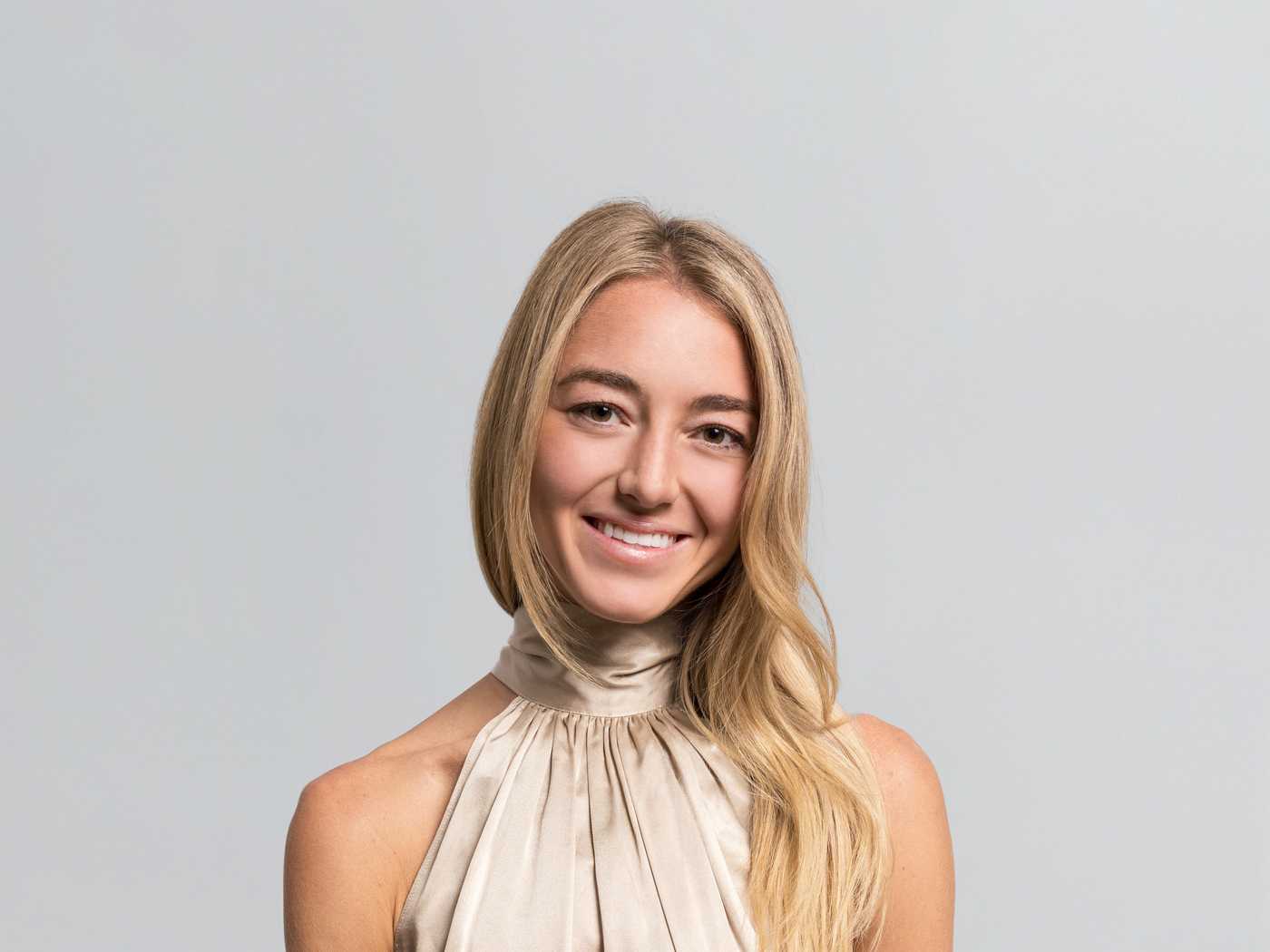 featured image thumbnail for team member Alexandra Miele